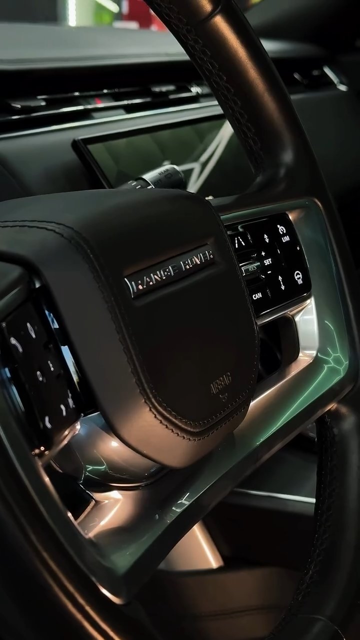 Range Rover - Deep Shine & Long-term Protection